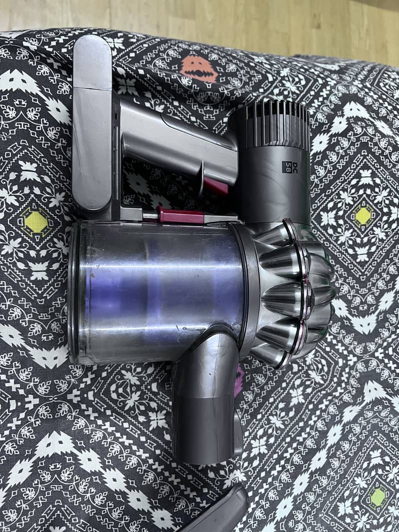 Vacuum cleaner 3