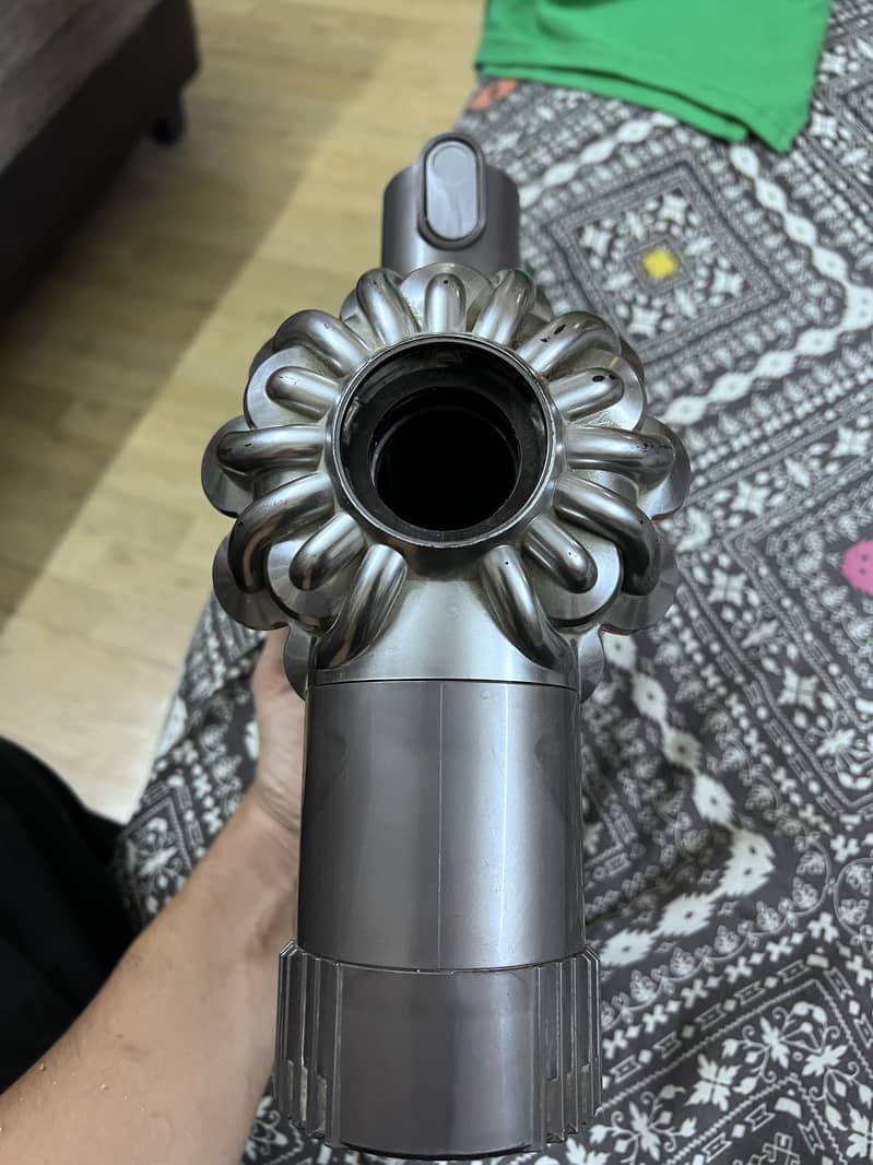Vacuum cleaner 6