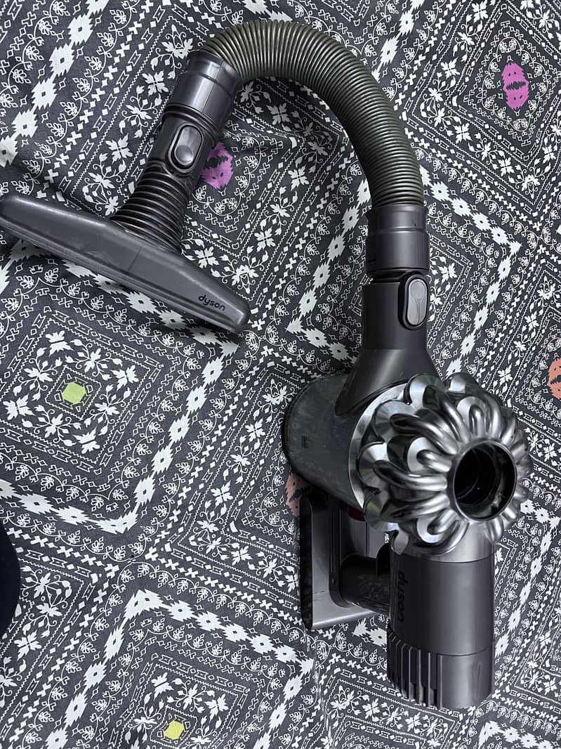 Vacuum cleaner 7