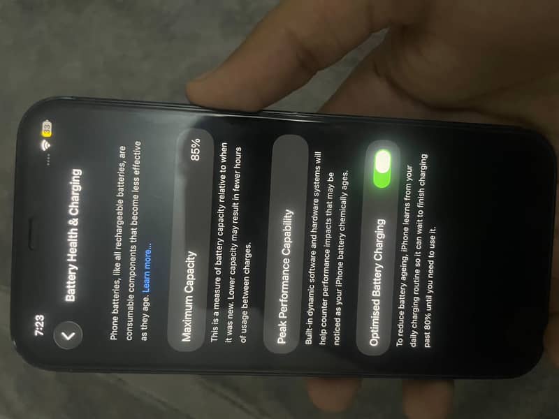Apple iPhone 12 3
