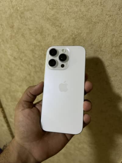 Apple iPhone 16 Pro