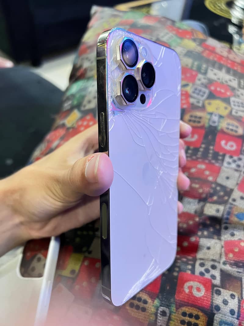 Apple iPhone 13 Pro Max 4