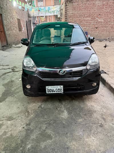 Daihatsu Mira 2012