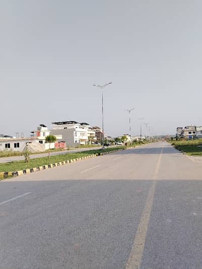 40x80 Plot For Sale In G-14/3 Level Street IDEAL Location
