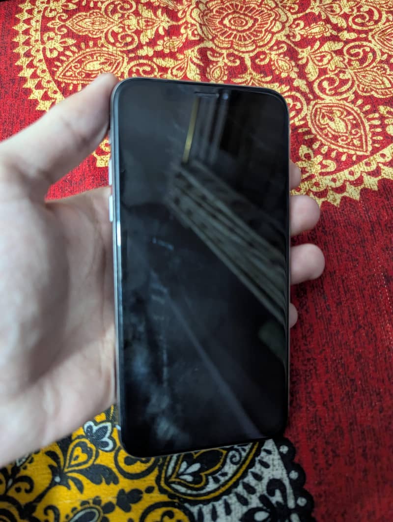 Apple iPhone X 6