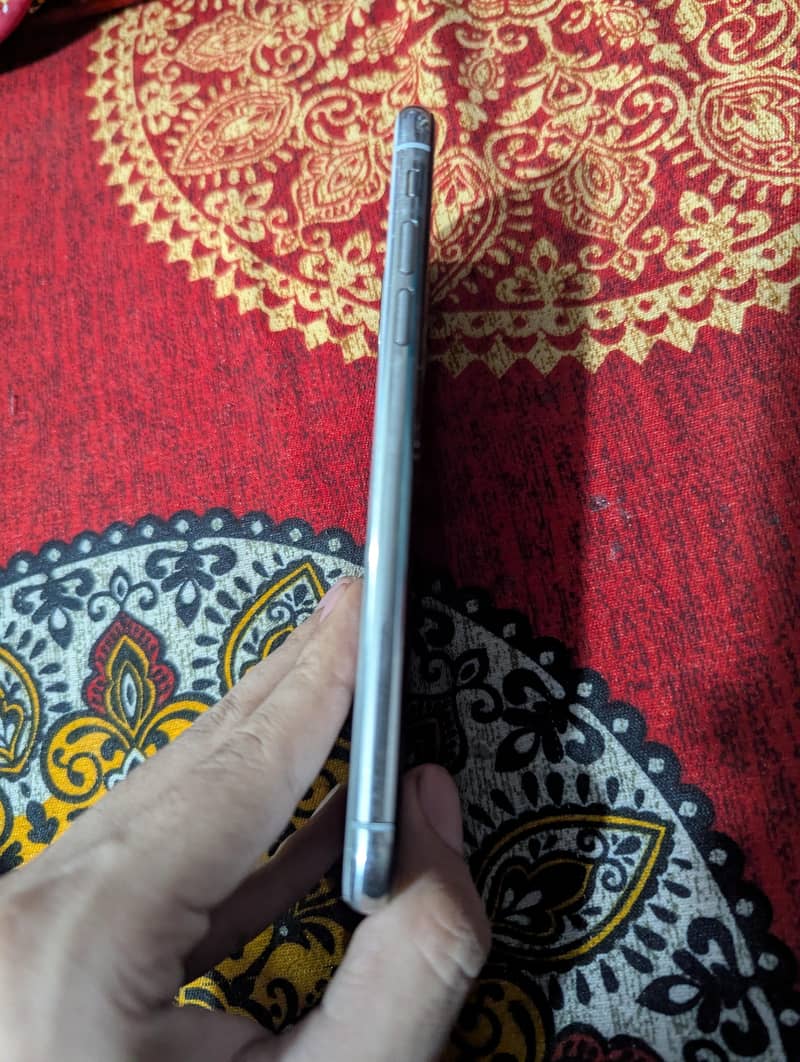 Apple iPhone X 8