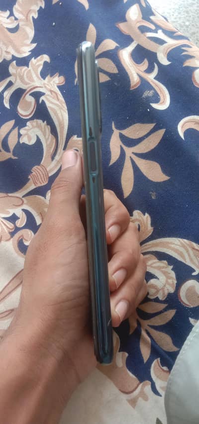One Plus Nord N200