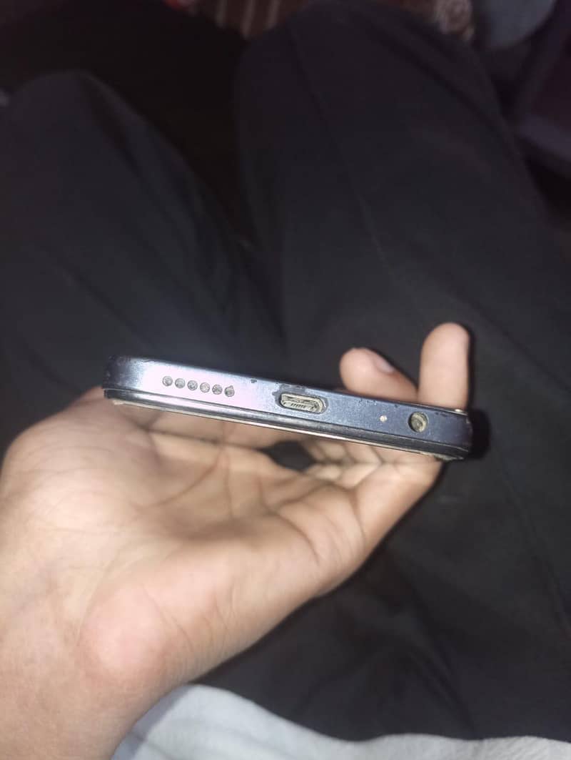 Tecno Spark 20C 5