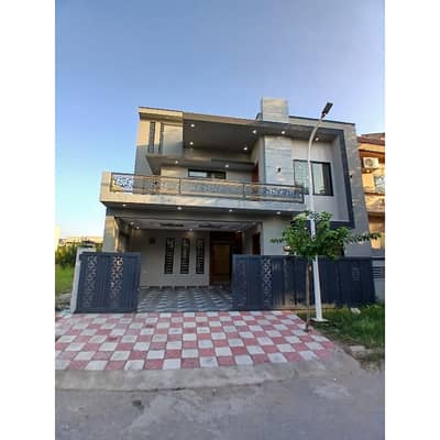 10 Marla Double-Storey House For Sale Gulberg Greens Residencia