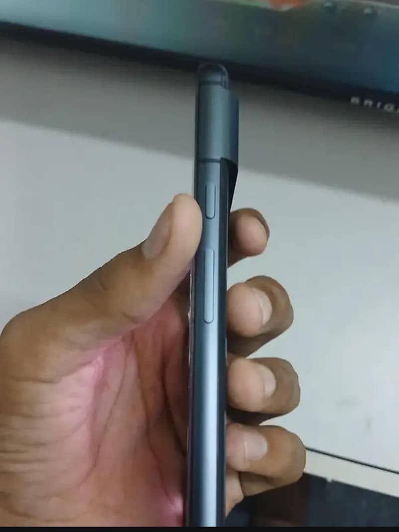 Google Pixel 8 3