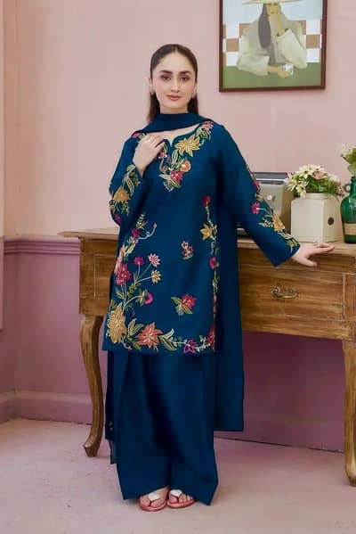 2 pcs women stitched suit