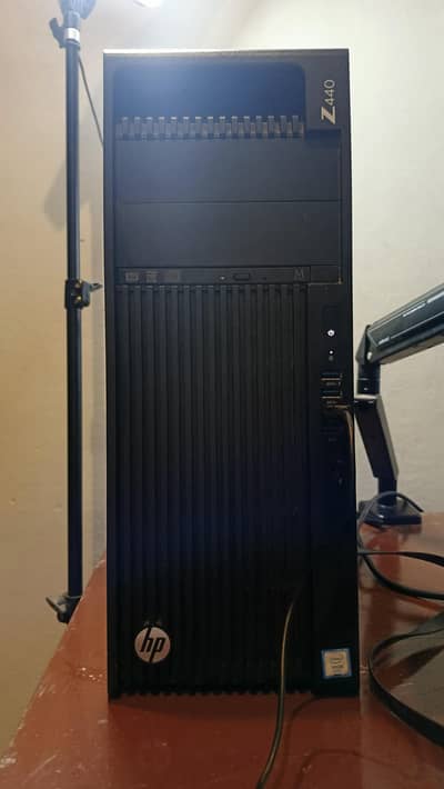 HP Z440 Workstation For Sale