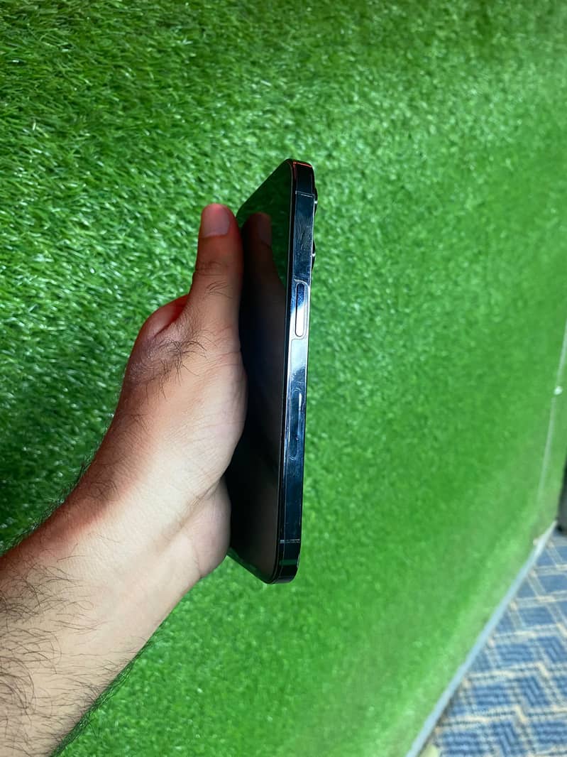 Apple iPhone 14 Pro 5