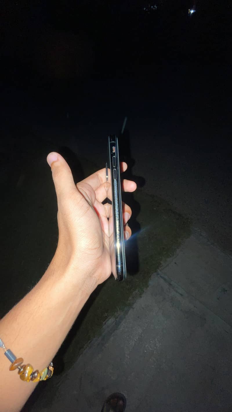 Apple iPhone XS 2