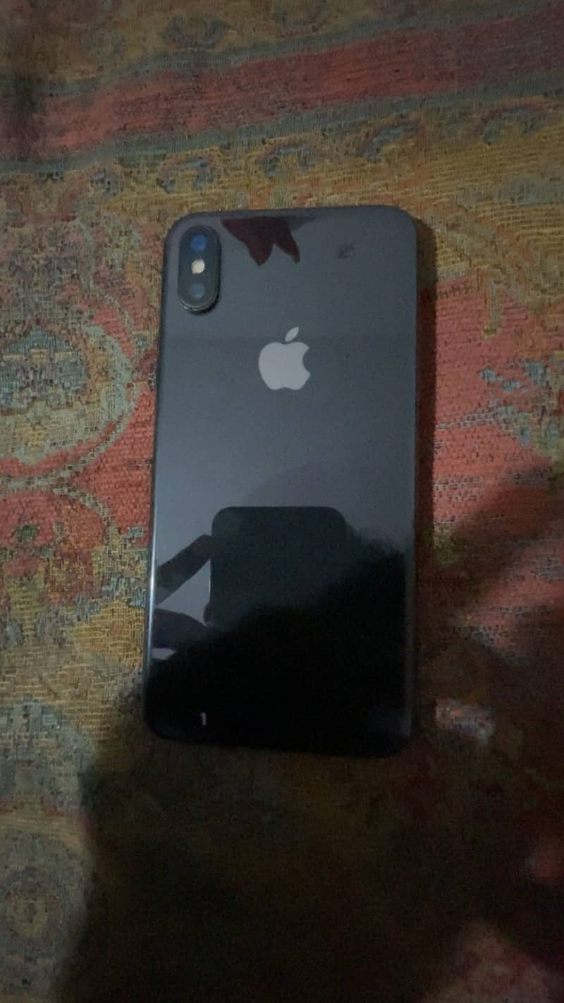 Apple iPhone XS 3
