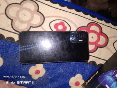 Infinix Hot 12