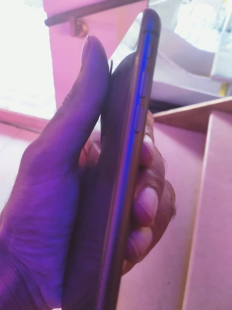 Apple iPhone 11 5