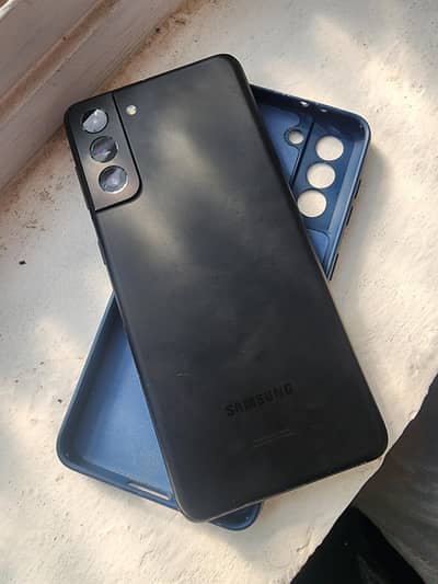 Samsung Galaxy S21 Plus (8GB / 128GB) - 9/10 Condition