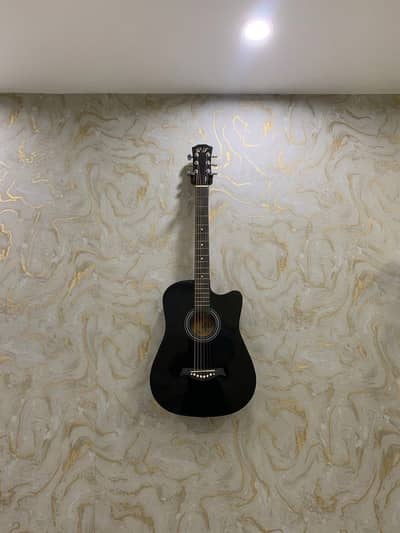 Glossy Black Acoustic Guitar – Complete Starter Kit (10/10 Condition)