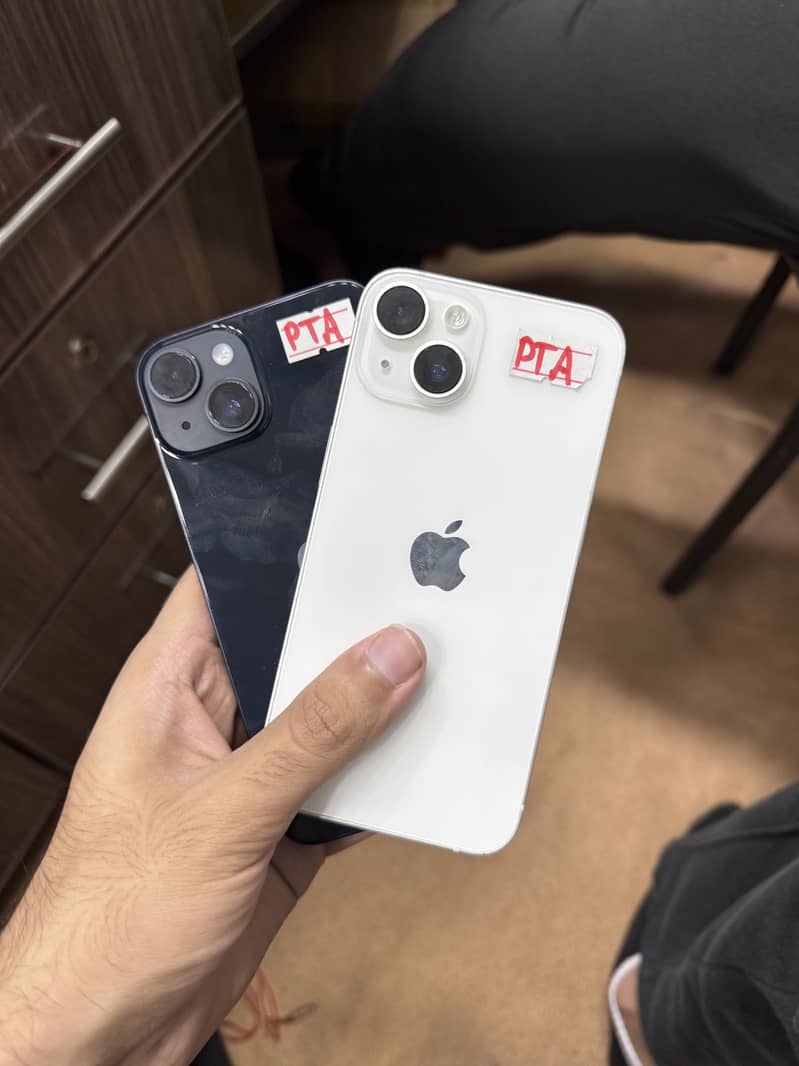 Apple iPhone 13 0