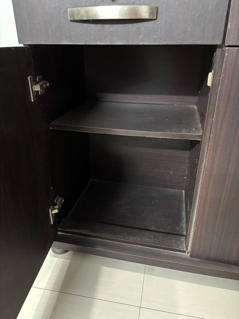 Showcase or side board 7