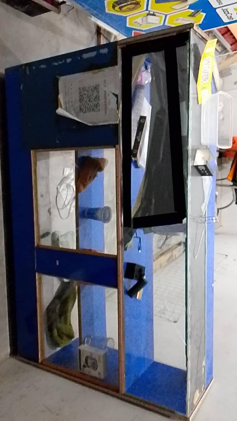 shop counter 1