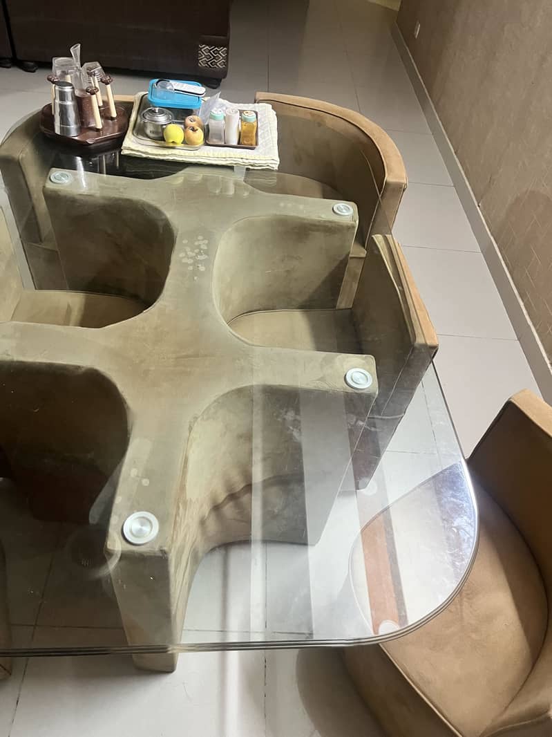 Dining Table 6 Seaters 3