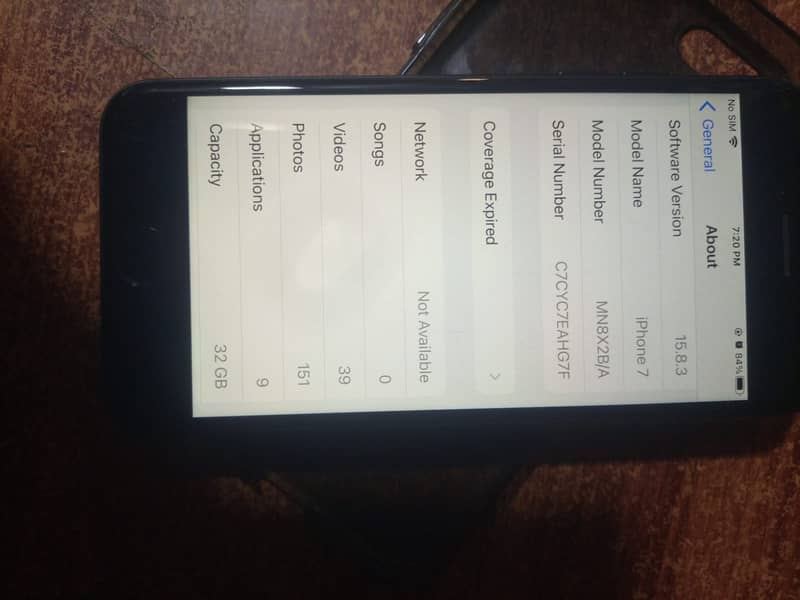 Apple iPhone 7 0