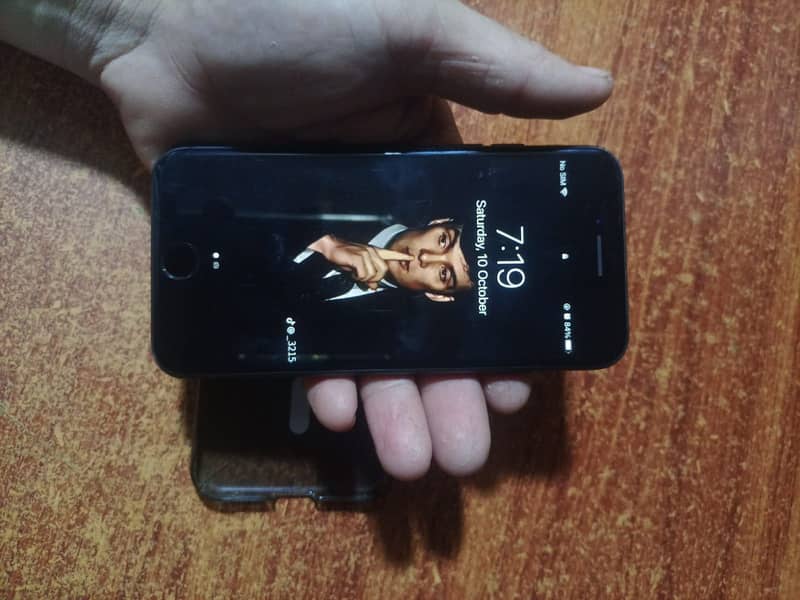 Apple iPhone 7 5
