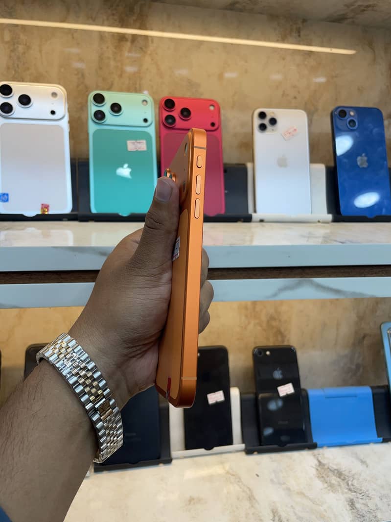 Apple iPhone XR 3