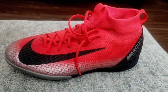 Nike mercurial superfly 6 academy IC, UK 5.5