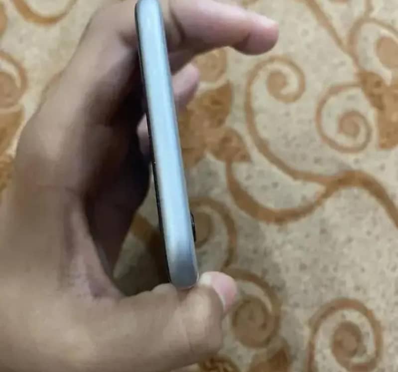 Apple iPhone 6S Plus 1