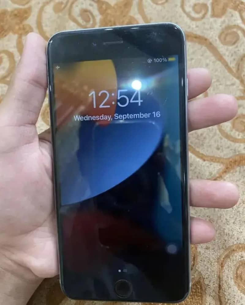 Apple iPhone 6S Plus 3