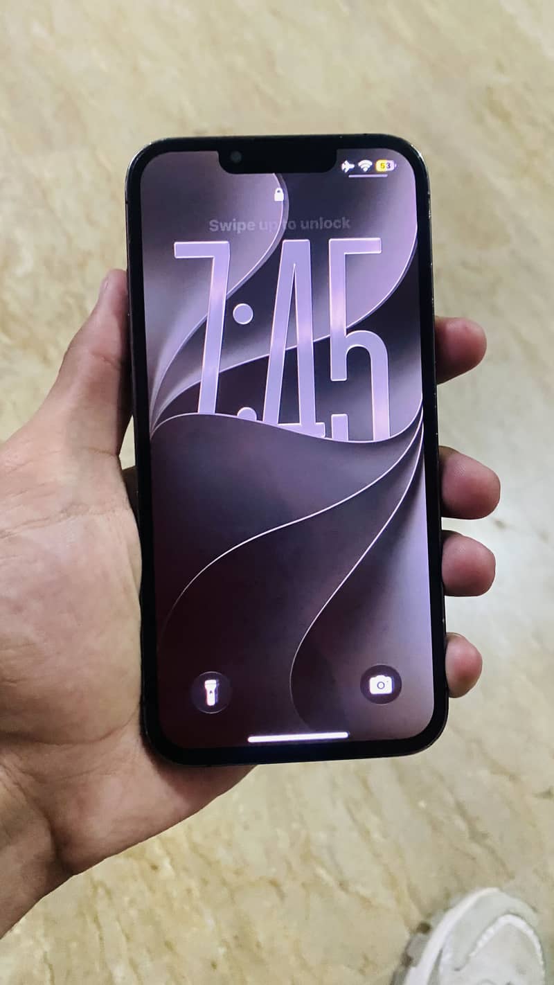 Apple iPhone 13 Pro 2