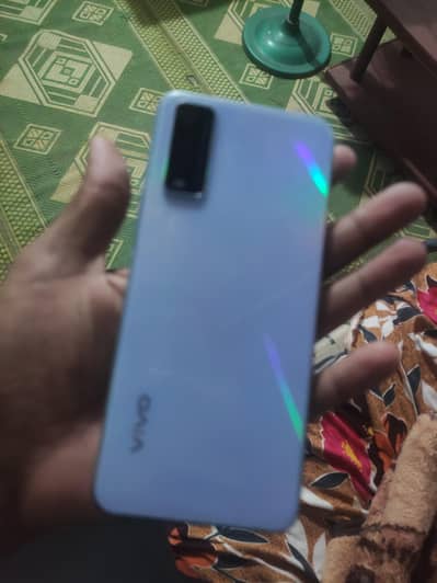 Vivo V20