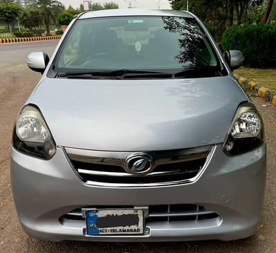 Daihatsu Mira 2012