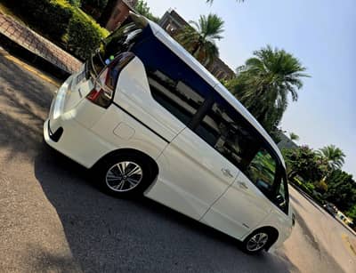 Nissan Serena 2019