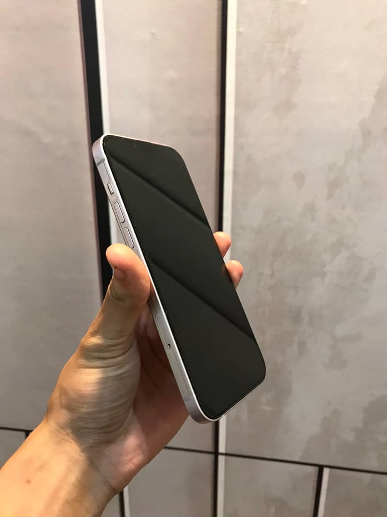 iPhone 14 plus 7