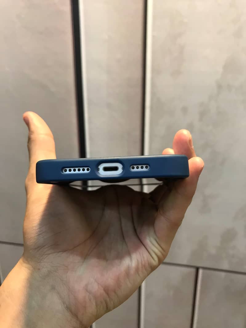 iPhone 14 plus 8