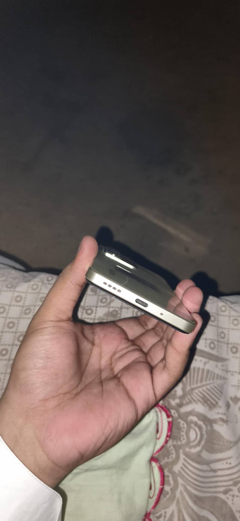 Realme C75 1