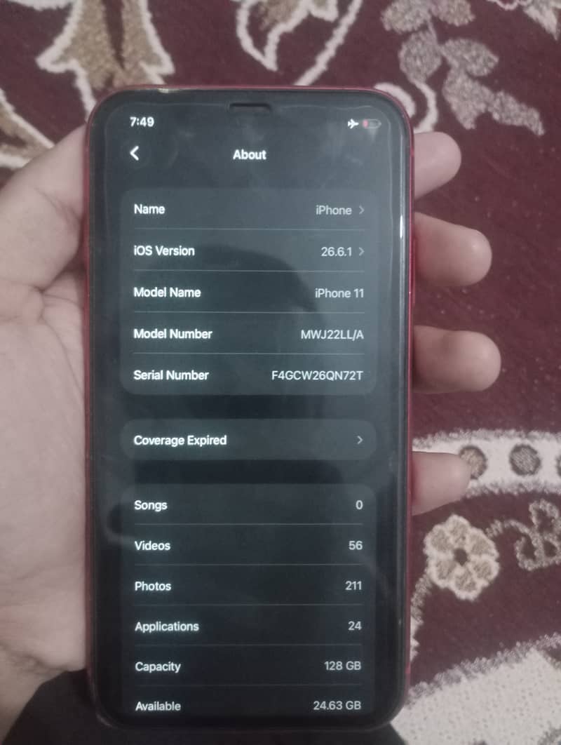 Apple iPhone 11 4