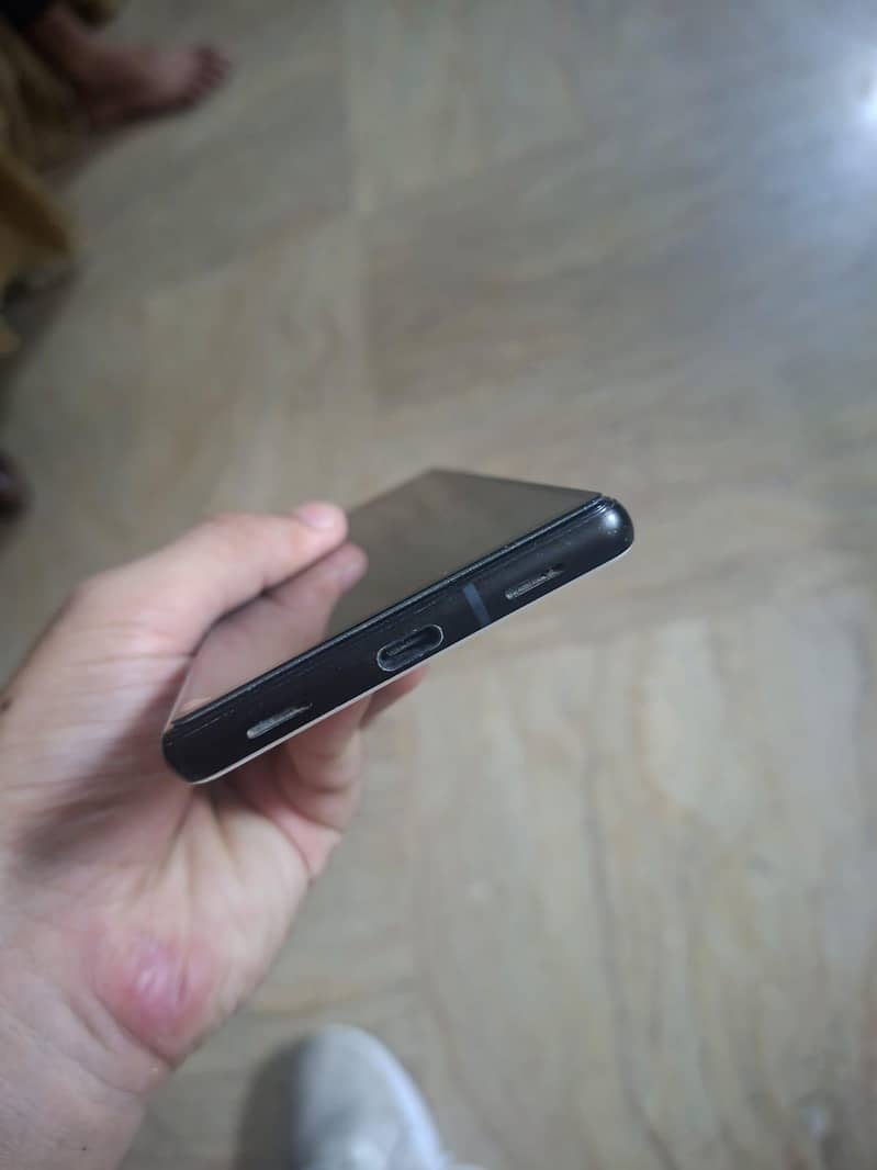 Google Pixel 6a 4