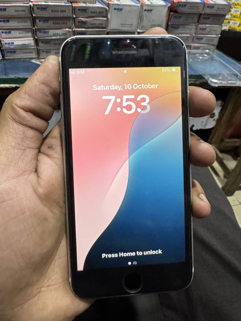 Apple iPhone SE 5