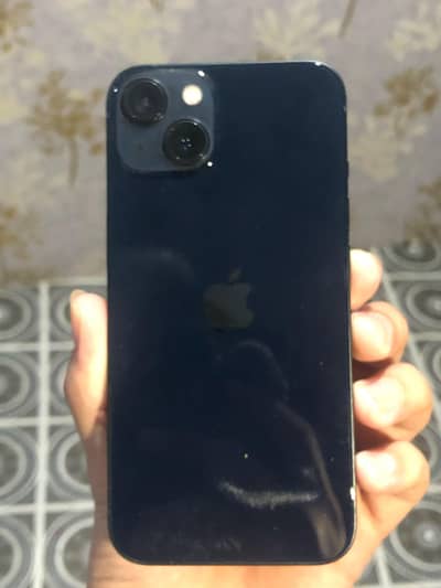 Apple iPhone 13
