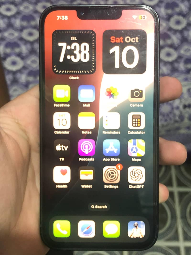 Apple iPhone 13 4