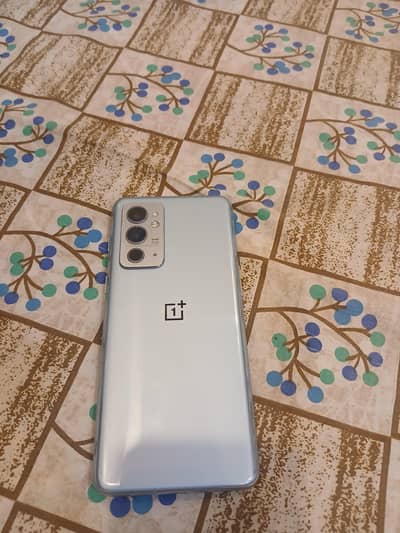 One Plus 9RT