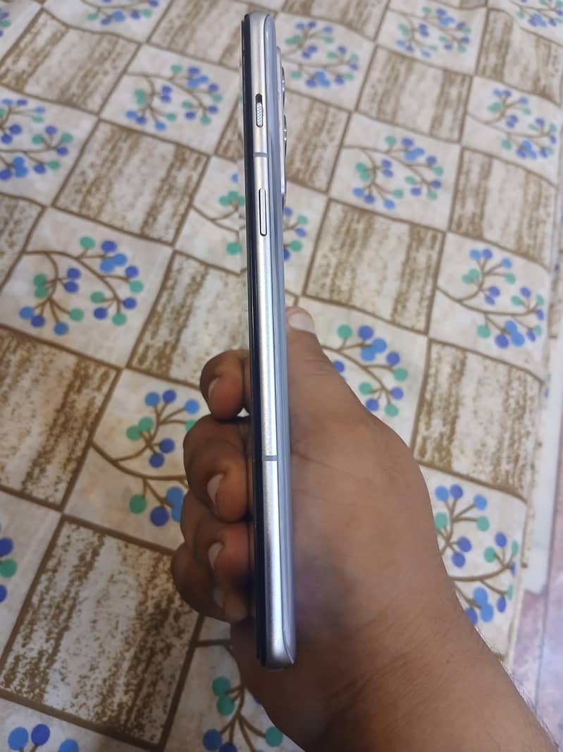 One Plus 9RT 2