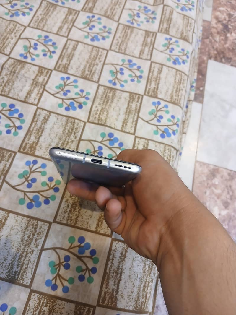 One Plus 9RT 3