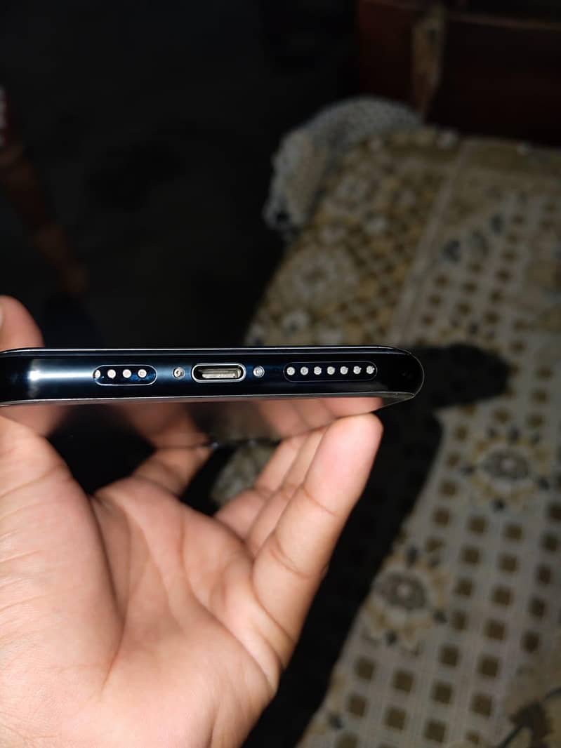 Apple iPhone 11 Pro Max 5