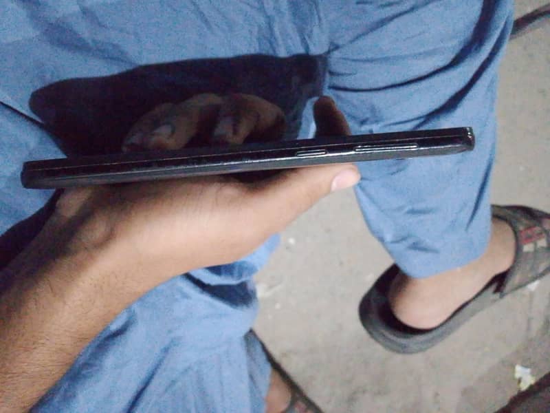Samsung Mobile A30 2